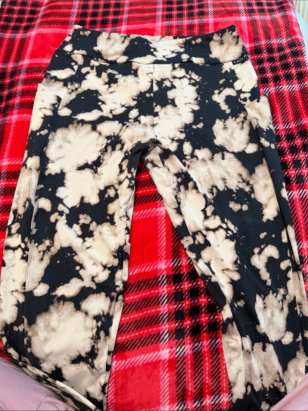 Tie-Dye Black and Cream High-Rise Leggings